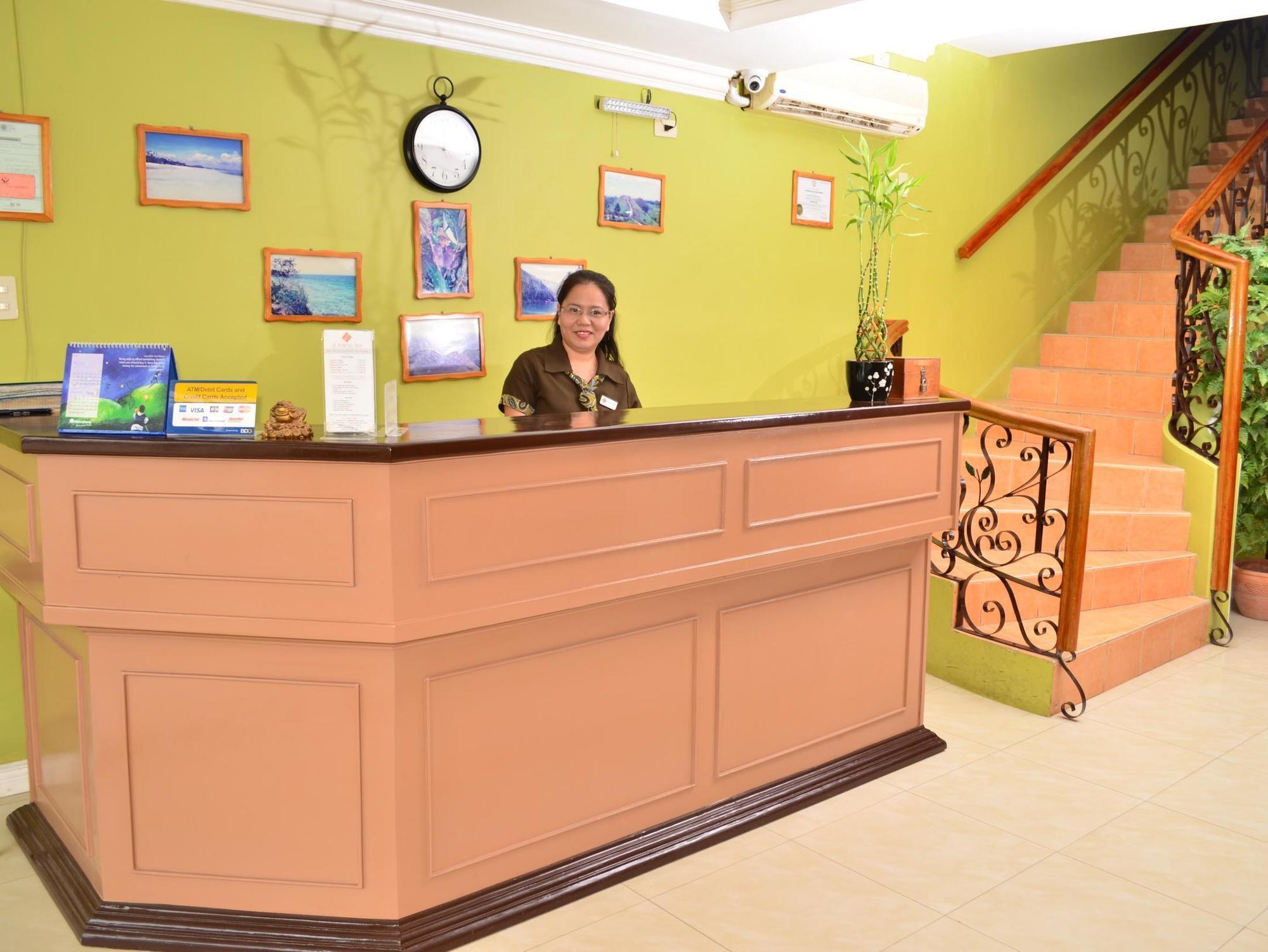 El Portal Inn ตักบีลารัน ซิตี ภายนอก รูปภาพ