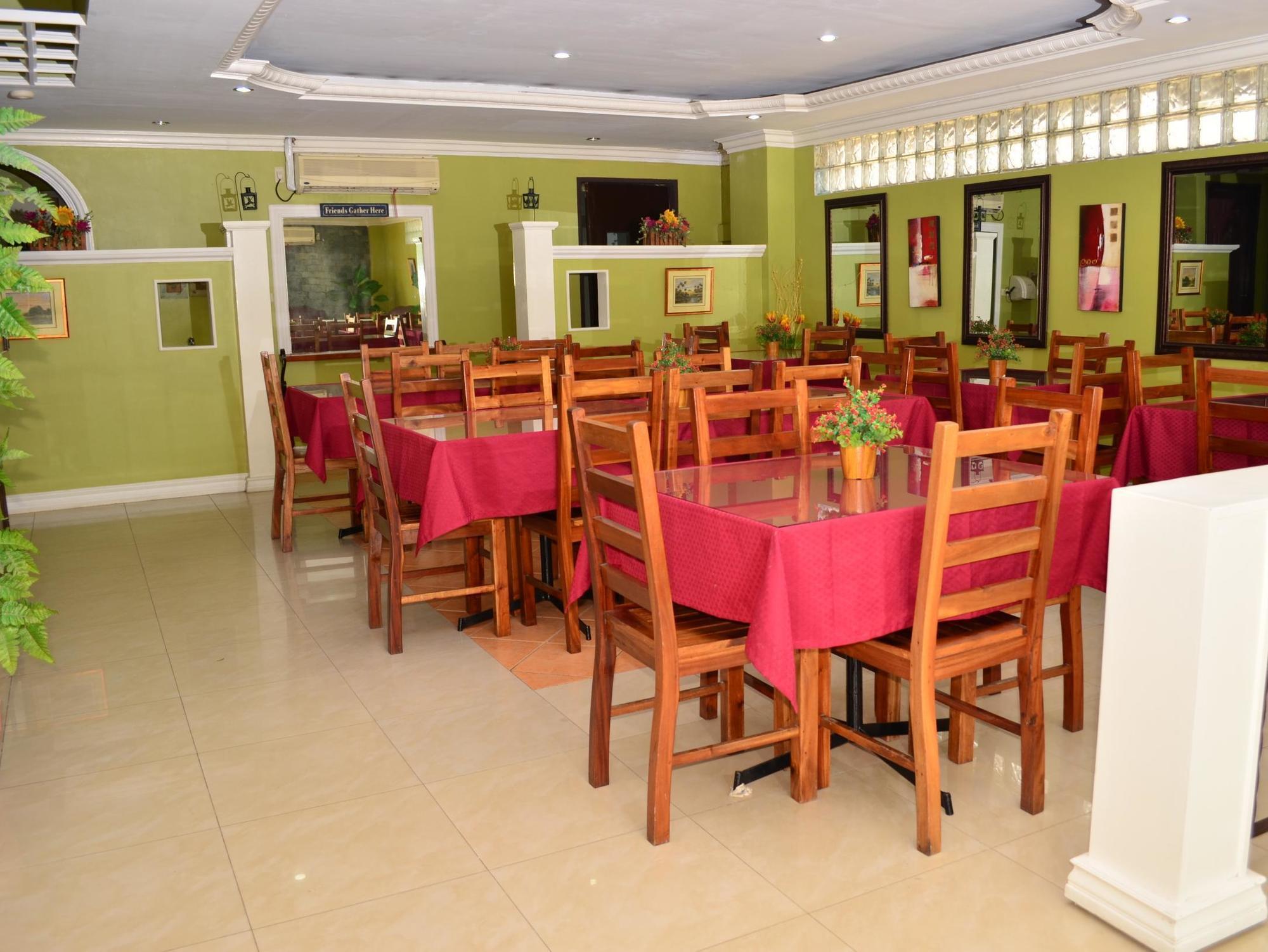El Portal Inn ตักบีลารัน ซิตี ภายนอก รูปภาพ