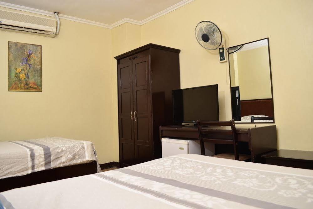 El Portal Inn ตักบีลารัน ซิตี ภายนอก รูปภาพ